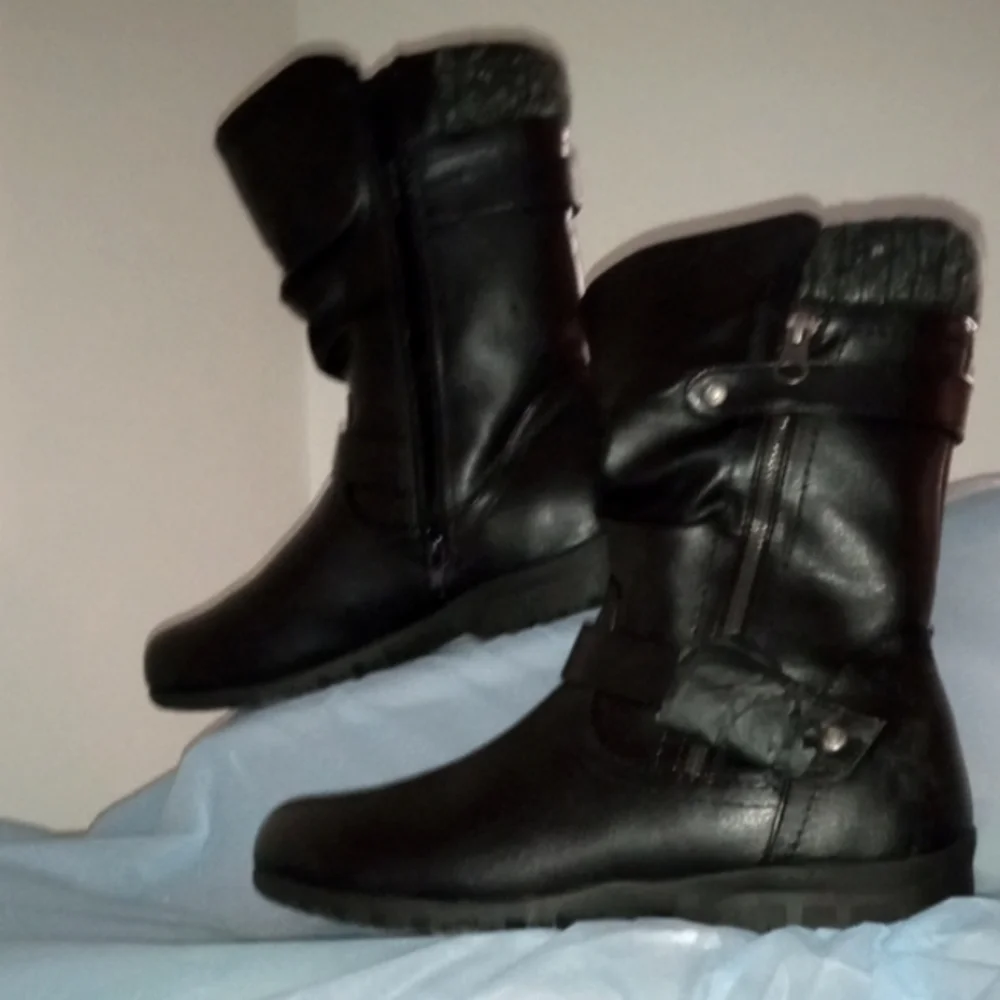 Sean Alan Black Skyler Boots-NIB-comes in box - Size:10